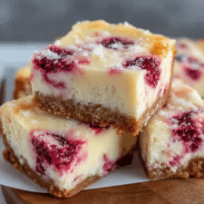 Creamy White Chocolate Raspberry Cheesecake Bars – Easy Homemade Dessert Recipe