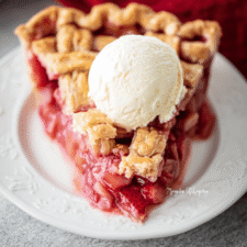 Easy Strawberry Rhubarb Pie Recipe – Sweet, Tart & Flaky Homemade Pie