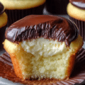 u6852584378 httpss.mj .runwAXuccE pUk Boston Cream Pie Cupcake 34f0c1b6 2b84 4715 9cde 90e57f25142c 3