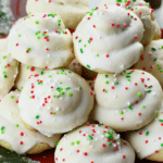 Italian Christmas Cookies – Soft, Buttery Cookies with Sweet Glaze 66 u9274621123 Italian Christmas Cookies dont add text to image 4f29a4b3 2e9c 4218 98c9 852a540bebf6 2